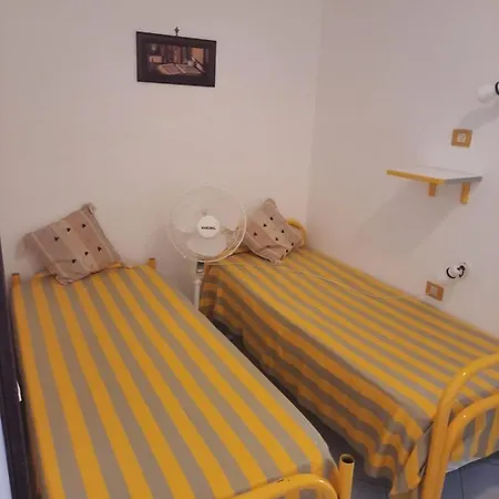 Ventura House Grazioso Bivani A Pochi Passi Dal Mare Tp